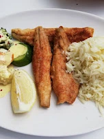 Renkenfilet Mit Reis Und Gemüse